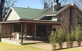 Big Oak Cottages